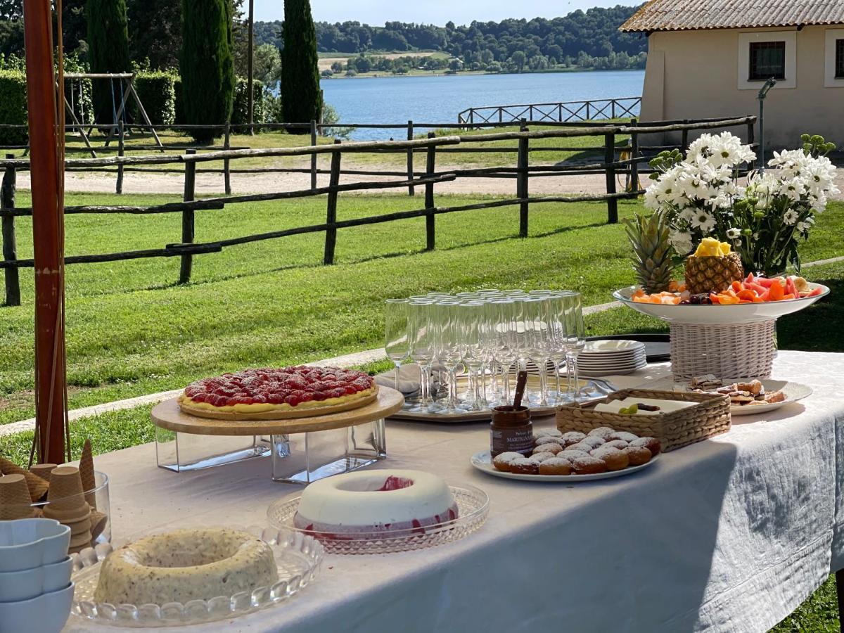 Agriturismo Potrero Grande Sul Lago Di Martignano Con Spiaggia Кампаньяно-ді-Рома Екстер'єр фото