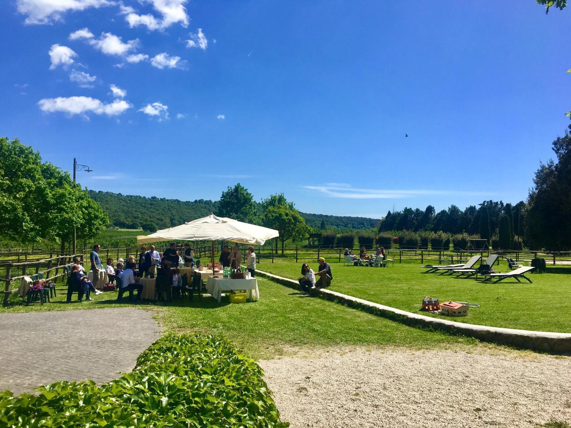 Agriturismo Potrero Grande Sul Lago Di Martignano Con Spiaggia Кампаньяно-ді-Рома Екстер'єр фото