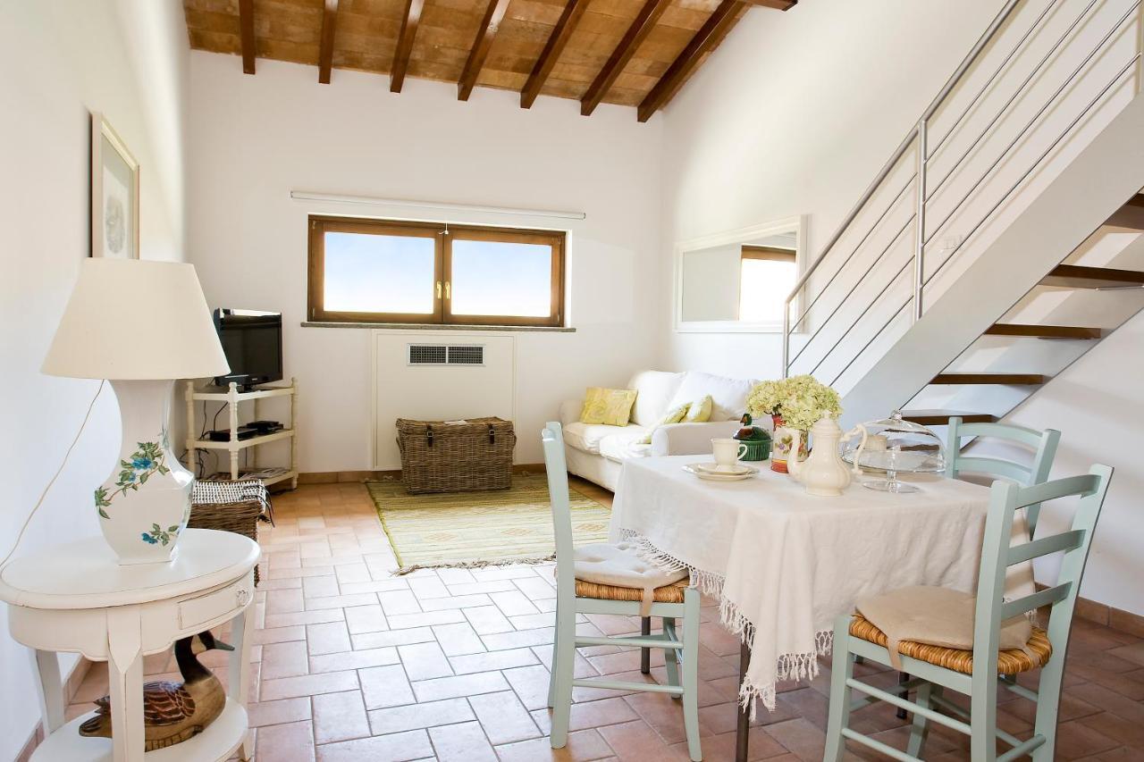 Agriturismo Potrero Grande Sul Lago Di Martignano Con Spiaggia Кампаньяно-ді-Рома Екстер'єр фото